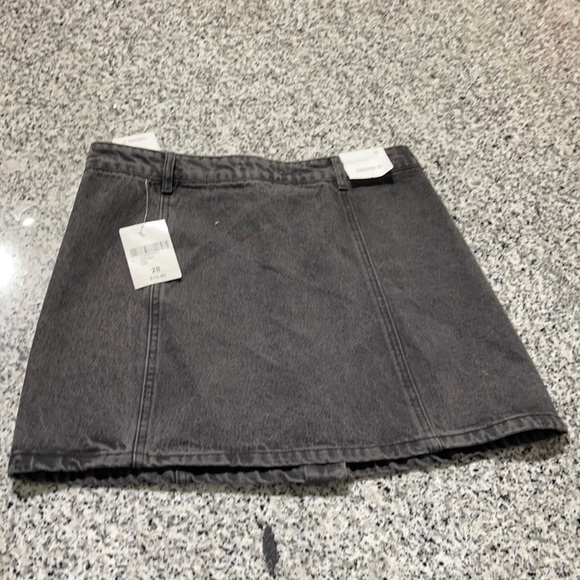BNWT FOREVER 21 Denim Collection Skirt. - Picture 2 of 3